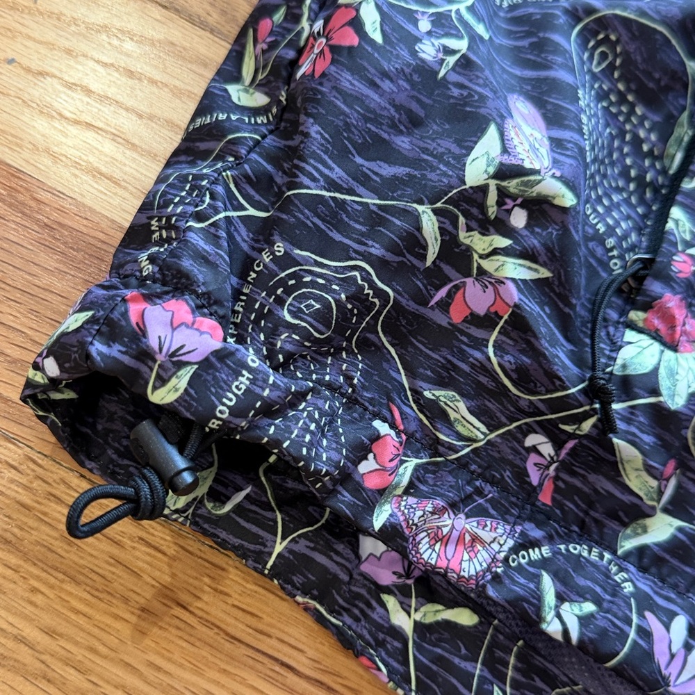 The North Face lightweight hydrenaline 1/4 zip jacket🌺❤️🍂 - Picture 7 of 11